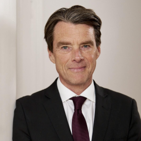 Dr Martin Lück (Square)